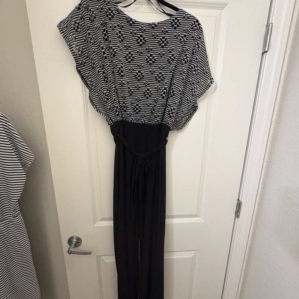 Emma & Michele Black and White Patterned Dress